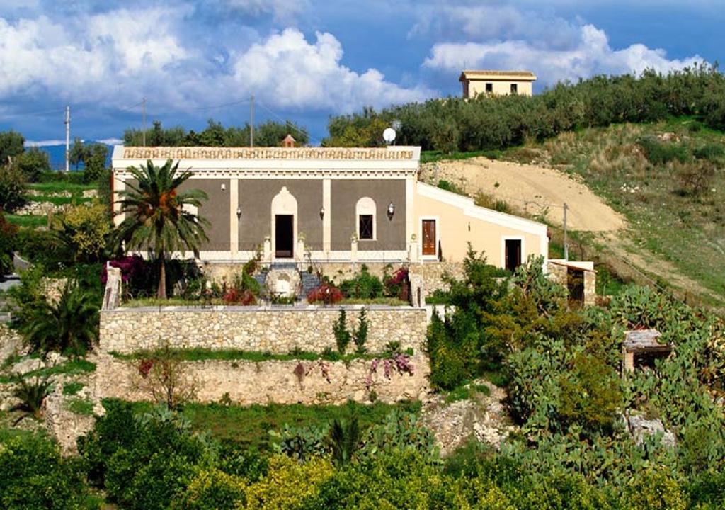 Vecchia Dimora Resort Centuripe Экстерьер фото