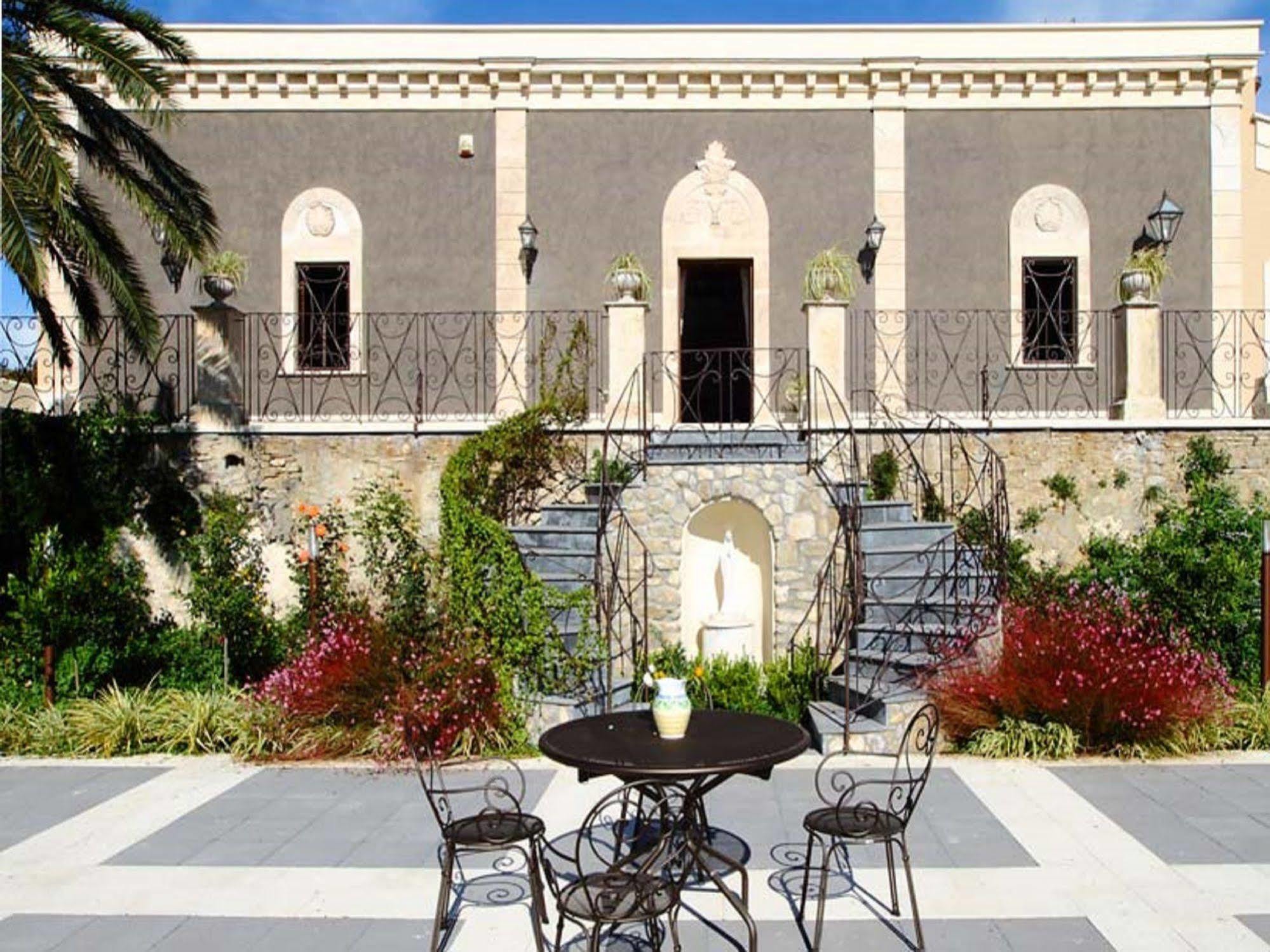 Vecchia Dimora Resort Centuripe Экстерьер фото