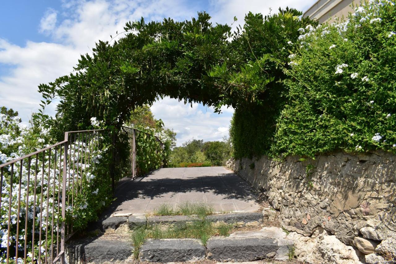 Vecchia Dimora Resort Centuripe Экстерьер фото